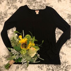 Black Knot Front Shirt